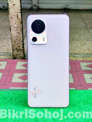 Xiaomi civi3 5g....(12/256)gb